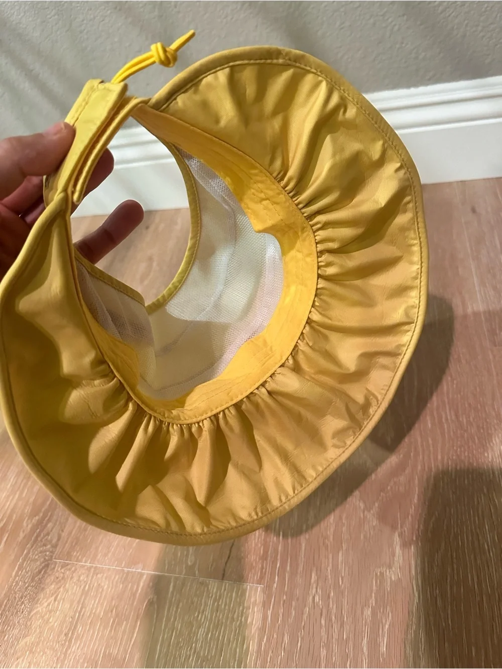 N/A lightweight yellow